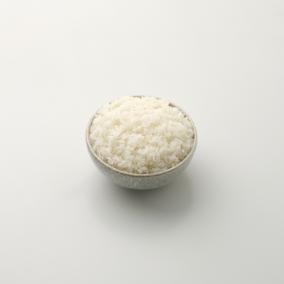 Mit Essig verfeinerter Reis